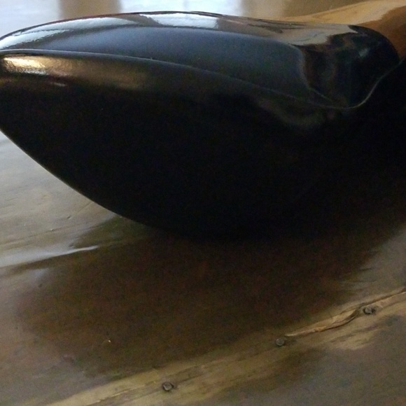 Shoes - Picture 2 of 5